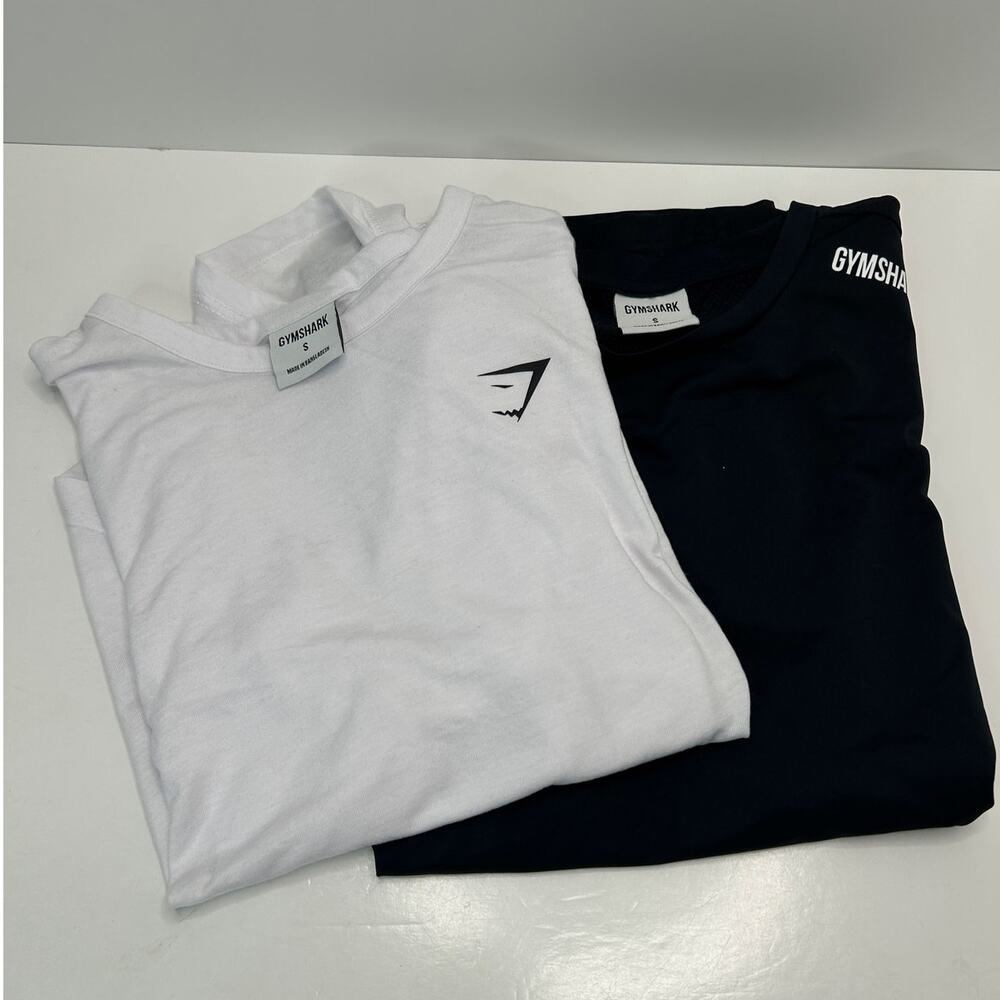 Gymshark 2 Tee Shirt Bundle 1 Black/1 White Women Small